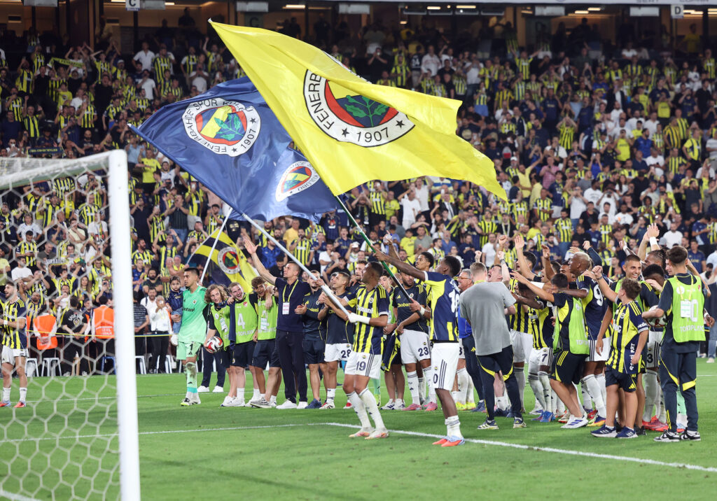 Fenerbahçemiz Şampiyonlar Ligi’nde play-off turuna yükseldi 1
