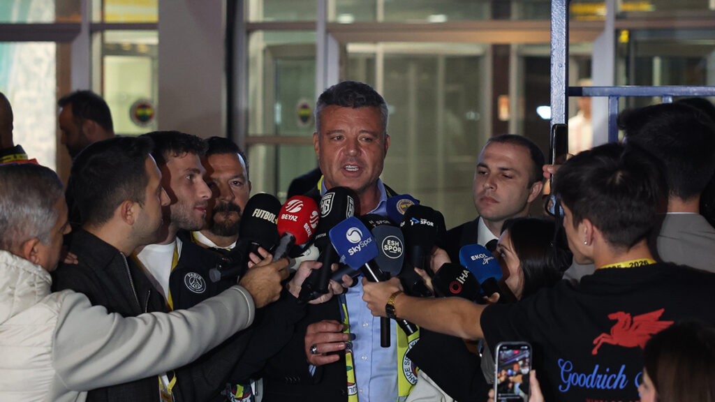 Sadettin Saran: Tekmeye kafayla giren bir takım kuracağız 2 Sadettin Saran: Tekmeye kafayla giren bir takım kuracağız 1