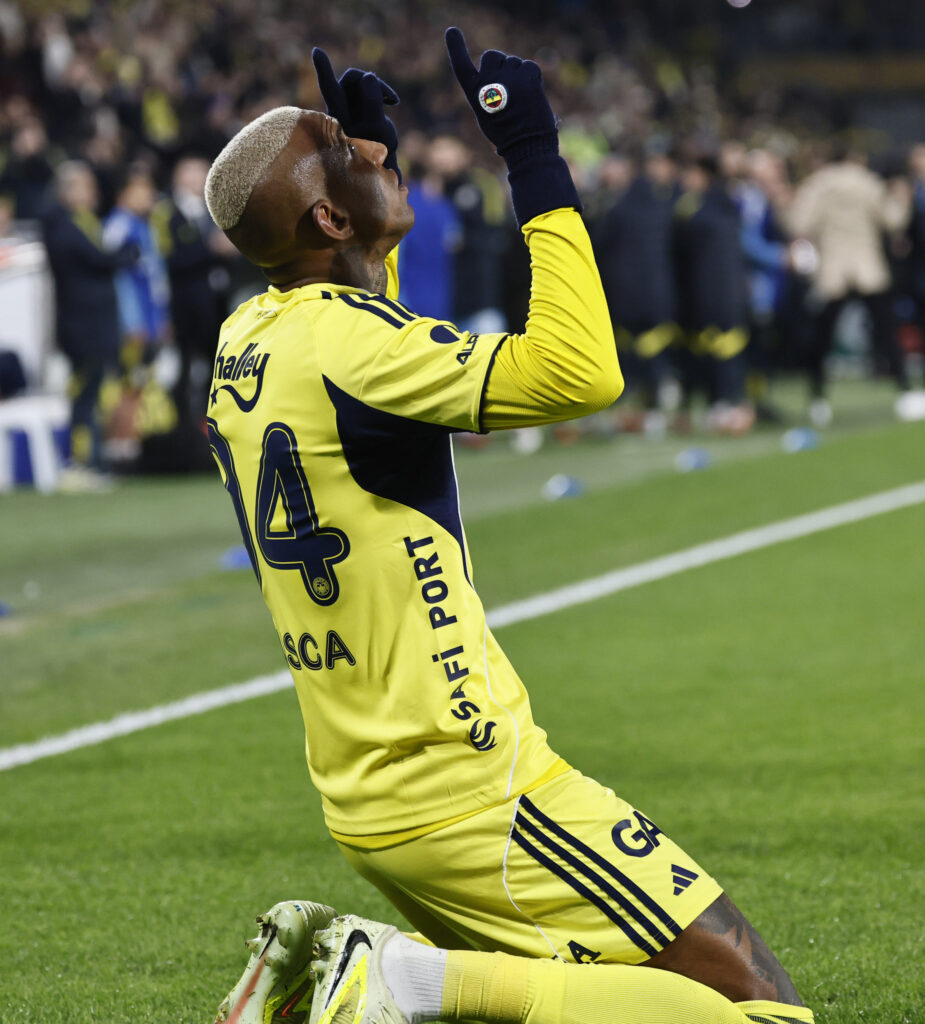 Fenerbahçe 4-0 T. Konyaspor 1 Fenerbahçe 4-0 T. Konyaspor 1