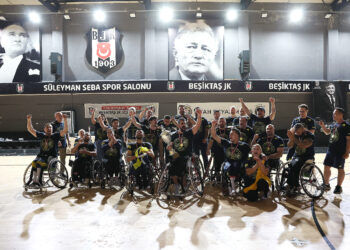 ŞAMPİYON FENERBAHÇE İSTANBUL JET