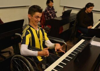 Erdinç Yılmaz, Fenerbahçe aşkını notalarla anlatıyor
