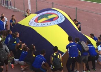 Kız ve Erkek Atletizm Takımlarımız Gençlerde Lig Şampiyonu Oldu