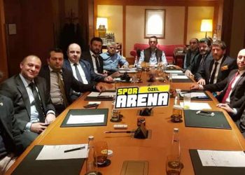 Fenerbahçe’de istifa eden 8 İstanbul bölge temsilcisi başkan adayımız Ali Koç ile biraraya geldi.