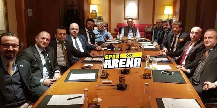 Fenerbahçe’de istifa eden 8 İstanbul bölge temsilcisi başkan adayımız Ali Koç ile biraraya geldi. 3