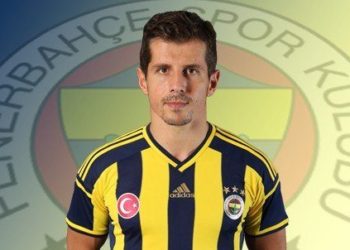 Emre Belözoğlu, Başkanımız Ali Koç ile yaptığı görüşmenin ardından ıslak imzayı attı 2