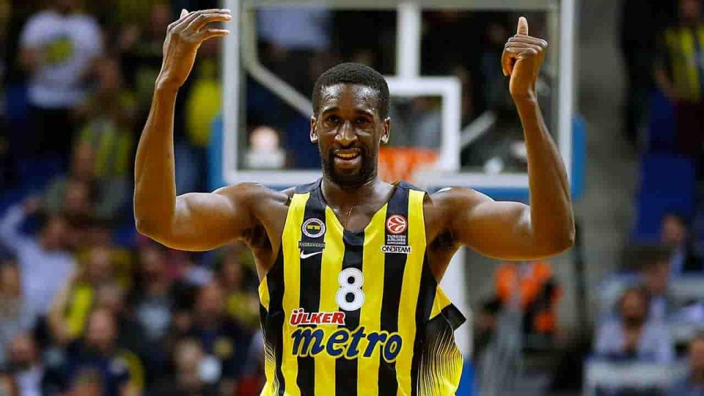 Udoh, Utah Jazz ile anlaştı! 1