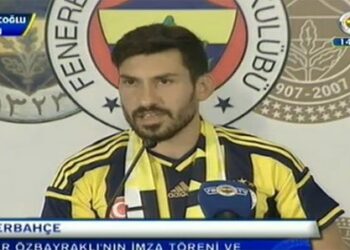 Şener Özbayraklı imzayı attı!