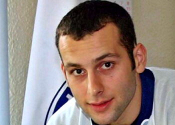 Fenerbahçe Grundig, Selçuk Keskin’i renklerine bağladı.