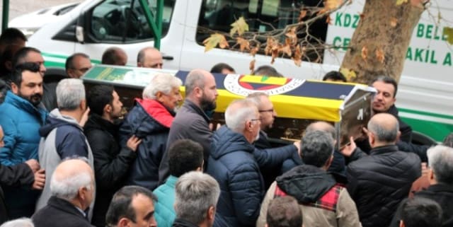 "Fenerbahçeli doğdu, Fenerbahçeli öldü" 4