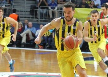Fenerbahçe 104-82 Pınar Karşıyaka
