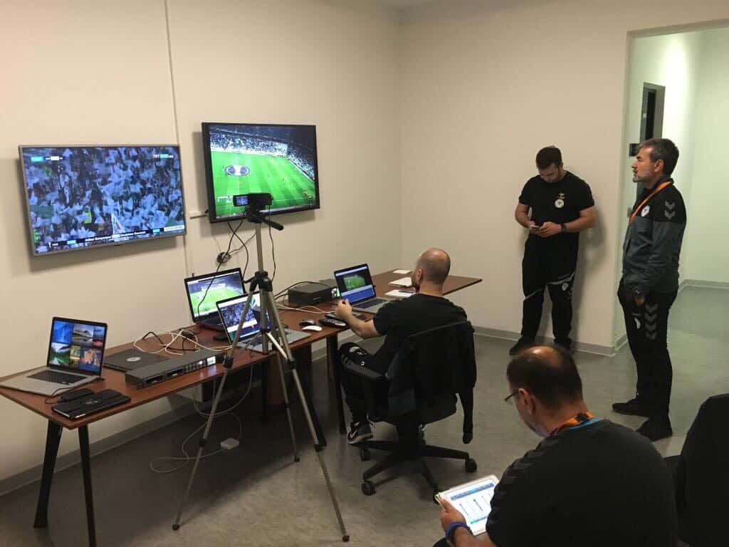 Fenerbahçe'de yeni sistem'Robotic Eye' 1 Fenerbahçe'de yeni sistem'Robotic Eye' 1