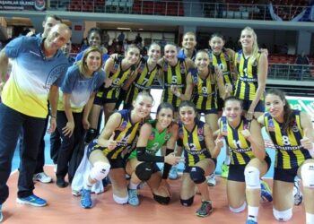 Sarı Melekler Eczacıbaşı Vitra’ya konuk oluyor